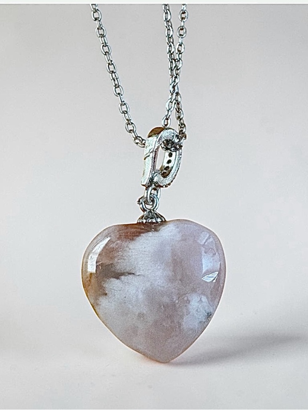 Heart-Shaped Pink Agate Pendant Necklace Silver Tone - Picture 3 of 5